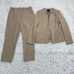 新品★エイチケーワークスロンドン　ノーカラー セットアップ スーツ ベージュ 新品☆エイチケーワークスロンドン ノーカラー セットアップ