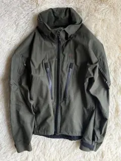 Tilak Loke Jacket マウンテンパーカー オリーブ XSサイズのサムネイル