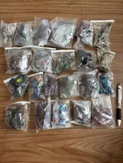 ウルトラ怪獣名鑑 ノーマル&レアvar2種セット - メルカリ