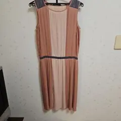 BCBGMAXAZRIA ノースリーブ膝丈ワンピース