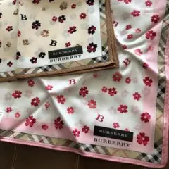 未使用　BURBERRY ハンカチ2枚セット　バーバリー　花柄　ノバチェック