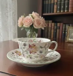 MINTON 廃盤　ハドンホール　ティーカップとソーサーセット　花柄　希少