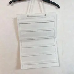壁収納　アクセサリー収納　フェルト