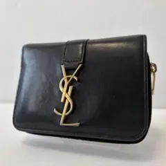 美品/現行✨サンローラン 二つ折り財布 カサンドラ ブラック レザー