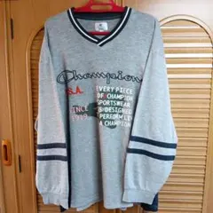 Champion グレー VネックT シャツ Lサイズ
