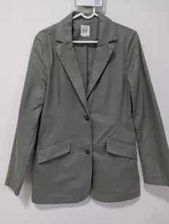 オリーブグリーン テーラードジャケット