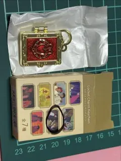 ディズニーストア　ディズニープリンセス　キーホルダー ロケットチャーム