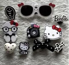 可愛いキティ ジビッツ クロックス アクセサリー　サングラスなど10点セットのサムネイル
