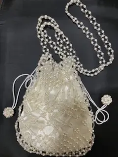 【美品】パールビーズ装飾 巾着ショルダーバッグのサムネイル