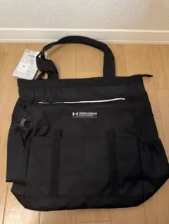 新品タグ付 UNDER ARMOUR アンダーアーマー トートバッグ ブラックのサムネイル