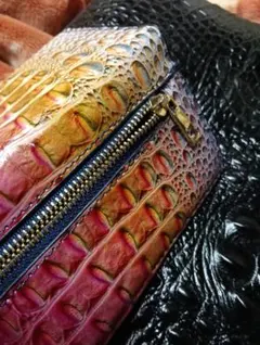 長財布　ワニ革風　高級感　ピンクパープル　頑丈に作られていて綺麗です。