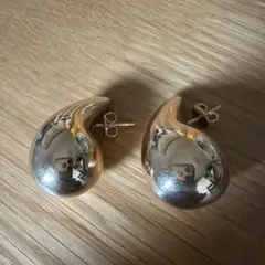 滝沢眞規子金子綾着用Bottega Veneta スモールドロップピアスボッテガ