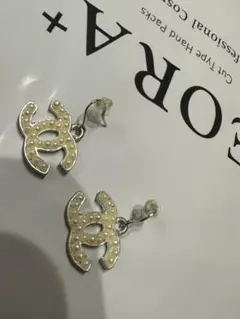 Cマーク　ピアス