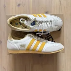 新品未使用品 adidas Japan ホワイト イエロー 27.5cmのサムネイル