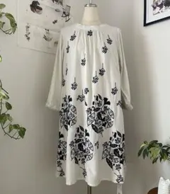 未使用❣️SUPER HAKKA スーパーハッカ　木の葉と秋の実刺しゅうワンピース