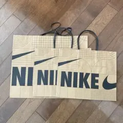 NIKE ショップ袋 ３枚のサムネイル