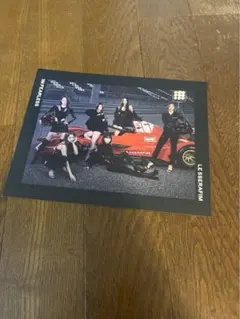 le sserafim ポストカード