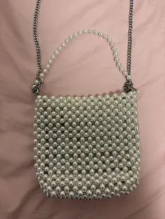 ZARA サテン風フェイクパールバック - メルカリ