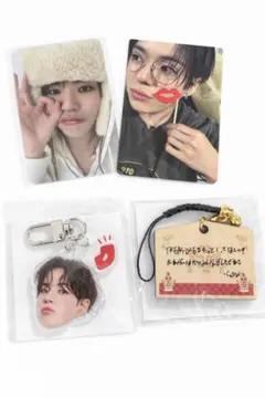 Treasure ジェヒョク　顔アクキー、トレカセット