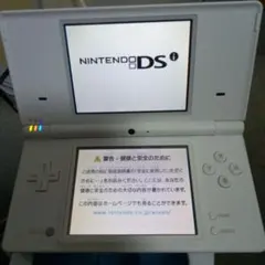 Nintendo DS i ホワイト 本体　任天堂