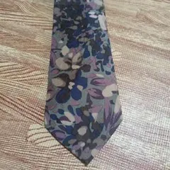 イヴ・サンローラン　ネクタイ