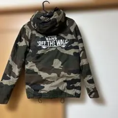 VANS 迷彩柄ジャケット OFF THE WALL