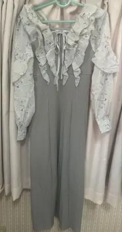 mily bilet シャイニー花柄フリルブラウスドッキングワンピース