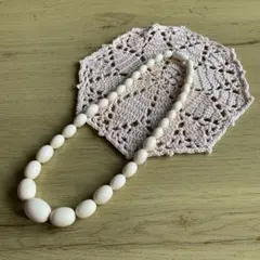 アイボリーオーバルビーズネックレス