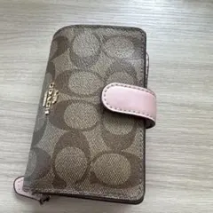 ま*ー様 【お値下げ】COACH 二つ折り財布 ブラウン ピンク