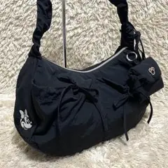 未使用級♡ミニーマウス 刺繍 ワンショルダーバッグ♡ギャザー リボン ポーチ付