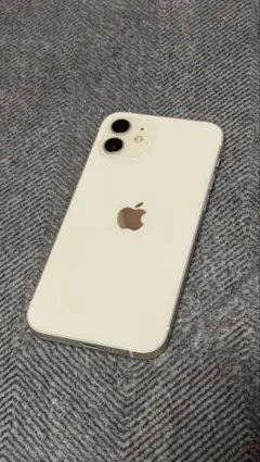 あ*み様 Apple iPhone 12 ホワイト 本体