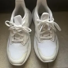 adidas CLOUDFOAMスニーカー