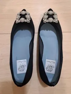 エマフランシス　ビジュー付き黒フラットシューズ23.5㎝