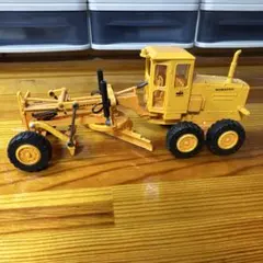コマツ グレーダー ミニカー オレンジのサムネイル
