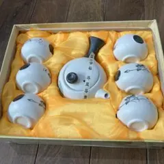 中国茶器　急須一個　茶碗六個