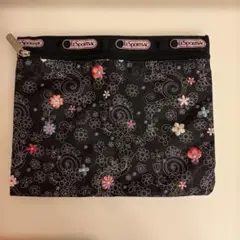 LeSportsac ポーチ ブラック 花柄 刺繍のサムネイル
