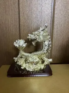 【早い者勝ち】置き物　ゴールドドラゴン