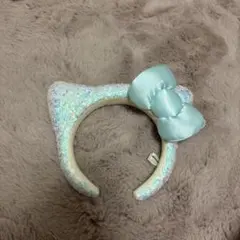 ユニバ　キティ　スパンコール　水色　白色　カチューシャ