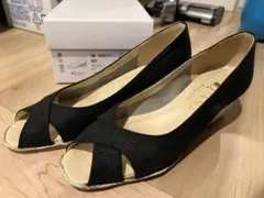 DIANA ブラックオープントゥパンプス