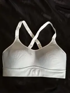 Under Armour スポーツブラ MD