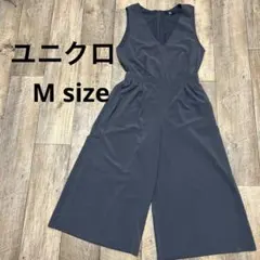 ユニクロ　グレー Vネック ワイドレッグ オールインワン　24A575