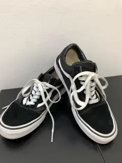 バンズ スニーカー