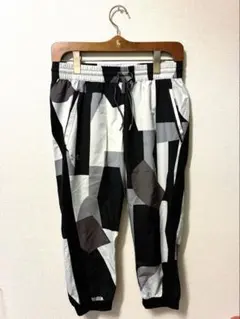 アンダーアーマー　7部丈　M トレーニングパンツ