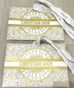 Dior 紙袋　ホリデークラッチ　限定　2点セットのサムネイル