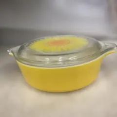 PYREX オールドパイレックス　デイジー　蓋付キャセロール　イエロー　ひまわりのサムネイル