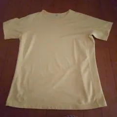 スポーツＴシャツ　レディース　UNIQLO