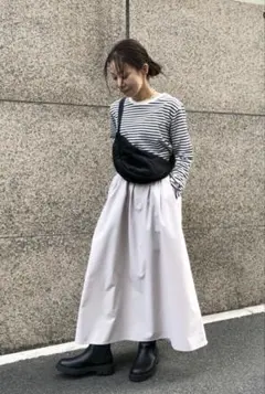 ユニクロ UNIQLO ボリュームロングスカート 新品タグ付 グレー