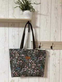 トートバッグ(上品ボタニカル柄)