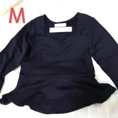 新品未使用　半額以下　セシルマクビー　トップス　黒　チュニック