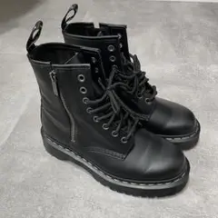 Item thumbnail for item 54327210-a5a9-473c-b65e-bebeafcb213d